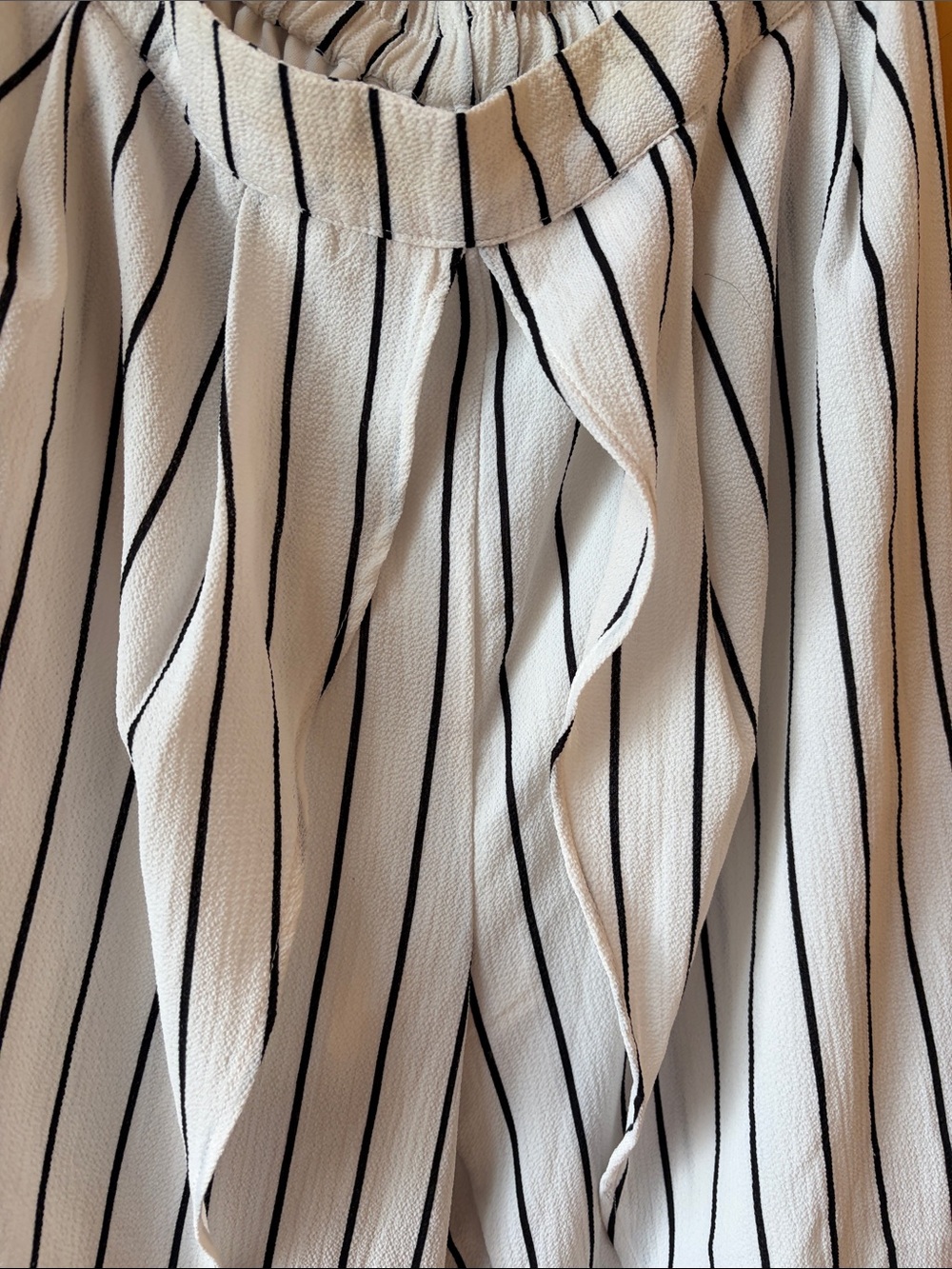 Mind Code White Wide-Leg Striped Ruffle Pants - Size Large - Picture 6 of 7